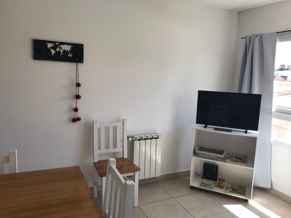 Dto Nuevo Barrio Universitario II , Wifi Y Cochera-Check In Express-Pet Friendly Bahia Blanca Exterior photo